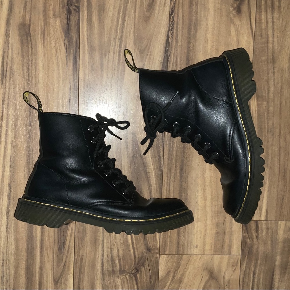 Doc marten lace up boots